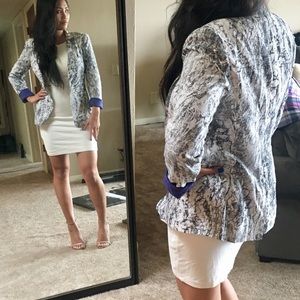 Snake print white blazer